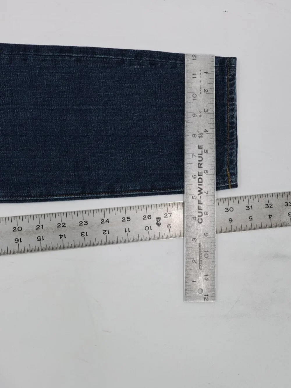 NWT J Crew 484 Jeans Mens 30 Cotton Narrow Tapered Leg Mid Rise Blue Denim